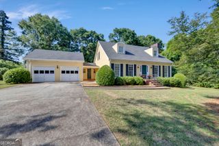 1756 SW Colonial South Drive, Conyers, GA 30094