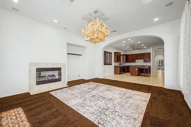 2416 W KACHINA Trail, Phoenix, AZ 85041
