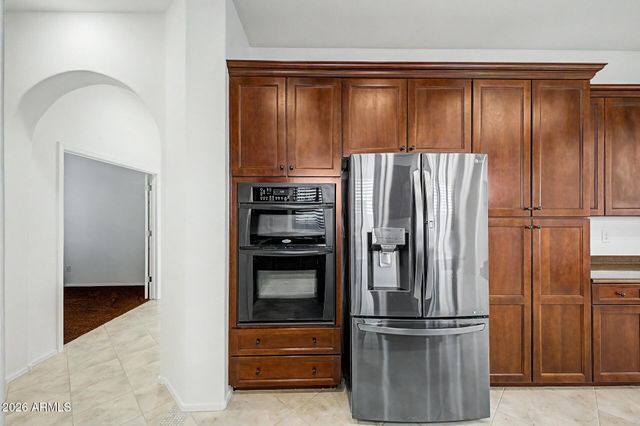 2416 W KACHINA Trail, Phoenix, AZ 85041