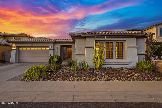 2416 W KACHINA Trail, Phoenix, AZ 85041