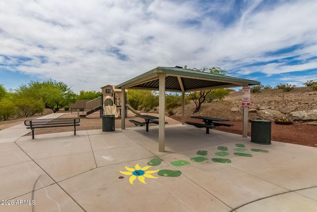 2416 W KACHINA Trail, Phoenix, AZ 85041