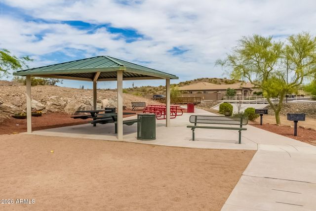 2416 W KACHINA Trail, Phoenix, AZ 85041