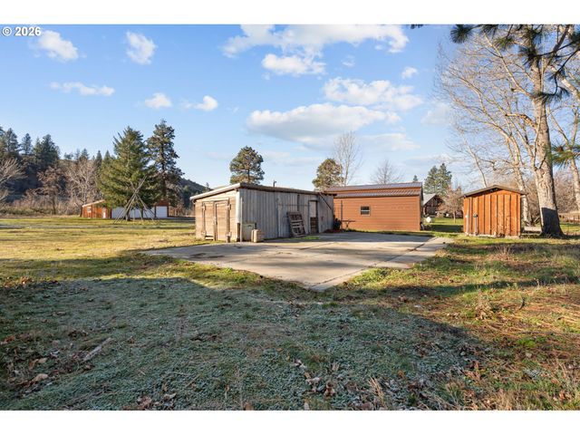 74091 Thornhollow Rd, Adams, OR 97810