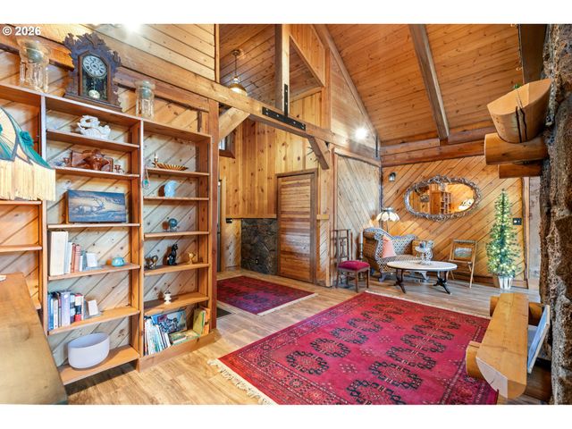 74091 Thornhollow Rd, Adams, OR 97810