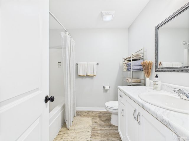 430 Morris Ave, Cantonment, FL 32533
