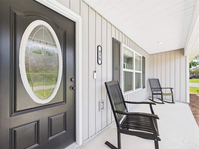 430 Morris Ave, Cantonment, FL 32533