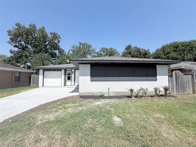 3418 Oleander Avenue, Texas City, TX 77590