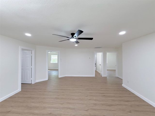 3418 Oleander Avenue, Texas City, TX 77590