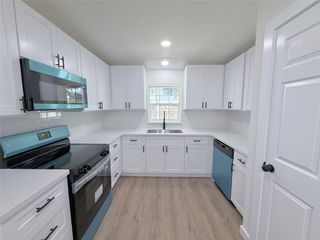 3418 Oleander Avenue, Texas City, TX 77590