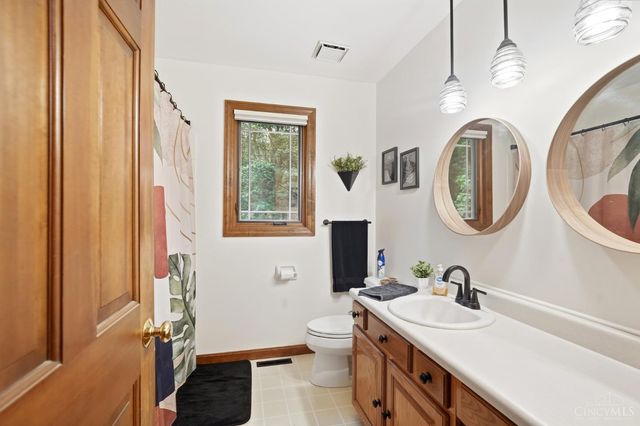 10033 Cliffwood Court, West Chester, OH 45241