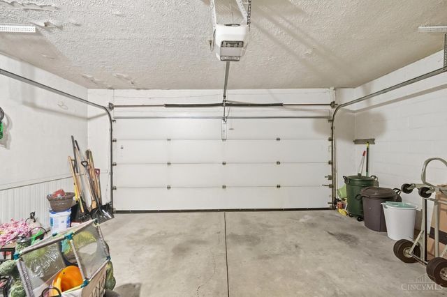 10033 Cliffwood Court, West Chester, OH 45241