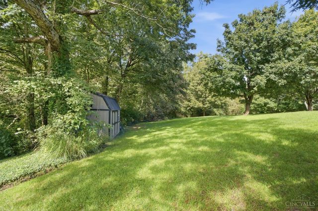 10033 Cliffwood Court, West Chester, OH 45241