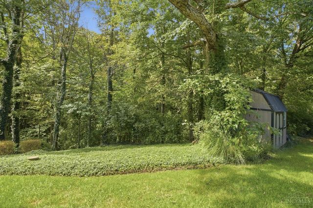 10033 Cliffwood Court, West Chester, OH 45241