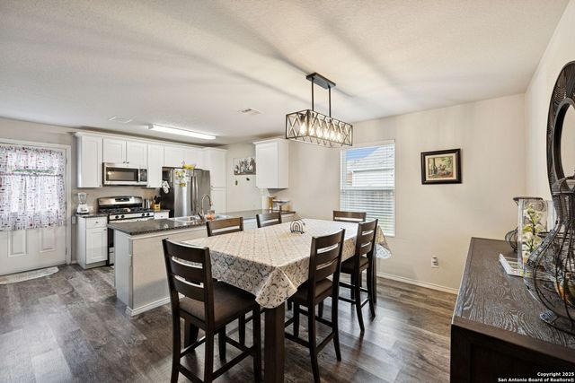 6915 Gino Valley, San Antonio, TX 78242