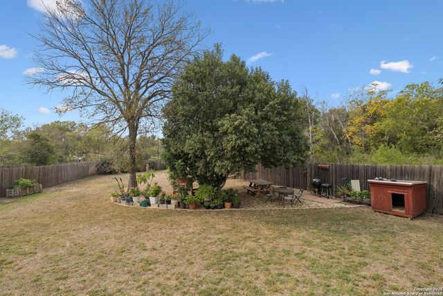 6915 Gino Valley, San Antonio, TX 78242