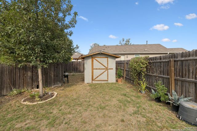 6915 Gino Valley, San Antonio, TX 78242