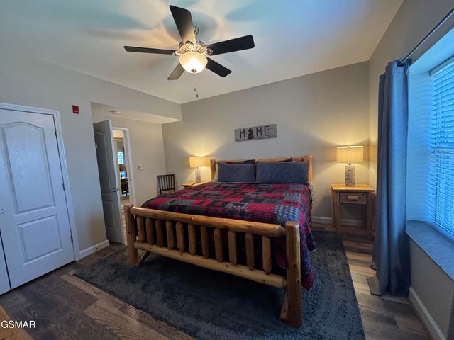 124 Plaza Drive, Pigeon Forge, TN 37863