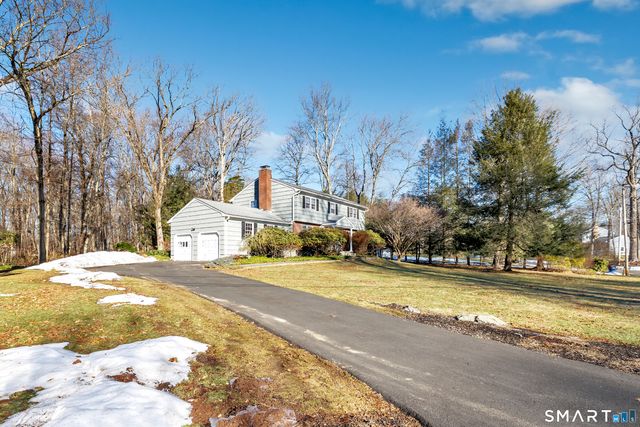 43 Limerick Road, Trumbull, CT 06611