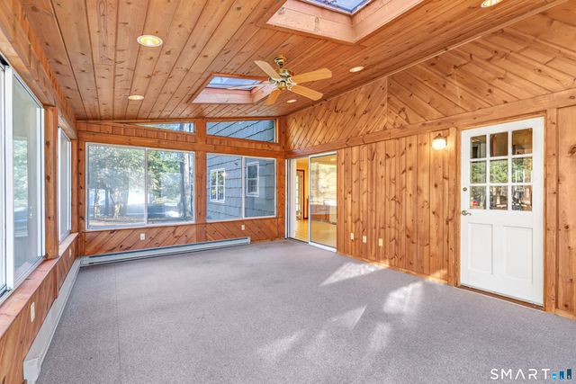 43 Limerick Road, Trumbull, CT 06611