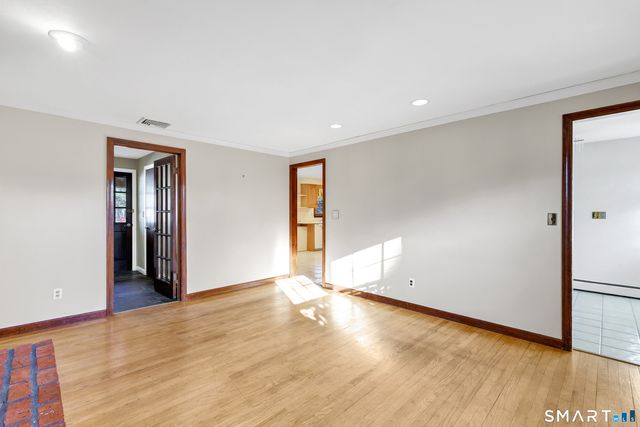 43 Limerick Road, Trumbull, CT 06611