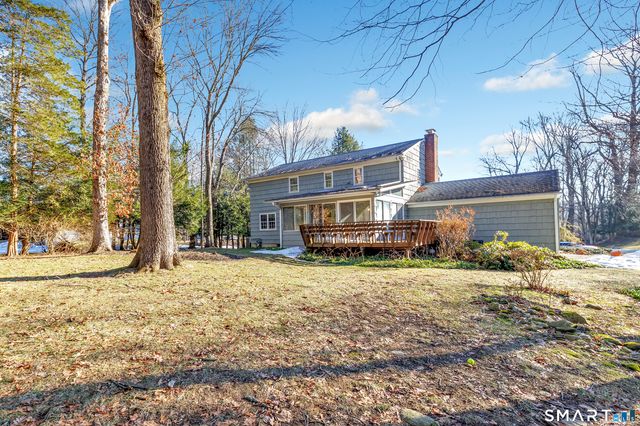 43 Limerick Road, Trumbull, CT 06611