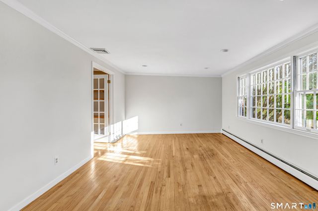 43 Limerick Road, Trumbull, CT 06611