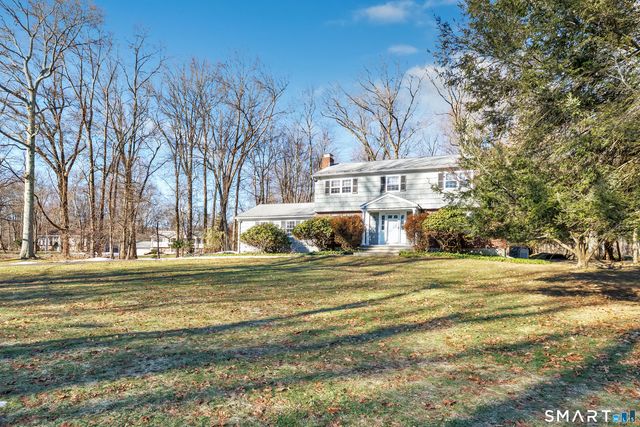 43 Limerick Road, Trumbull, CT 06611