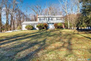 43 Limerick Road, Trumbull, CT 06611
