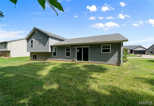 1116 Marathon Drive, Foristell, MO 63348