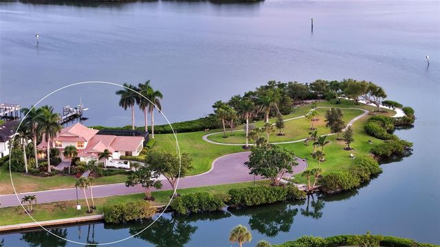 321 LOOKOUT POINT DRIVE, Osprey, FL 34229