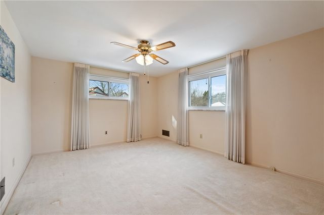 1156 W Point Ave, Brighton Heights, PA 15212