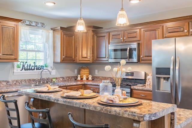 1143 Tom Grissom Rd, Morrison, TN 37357