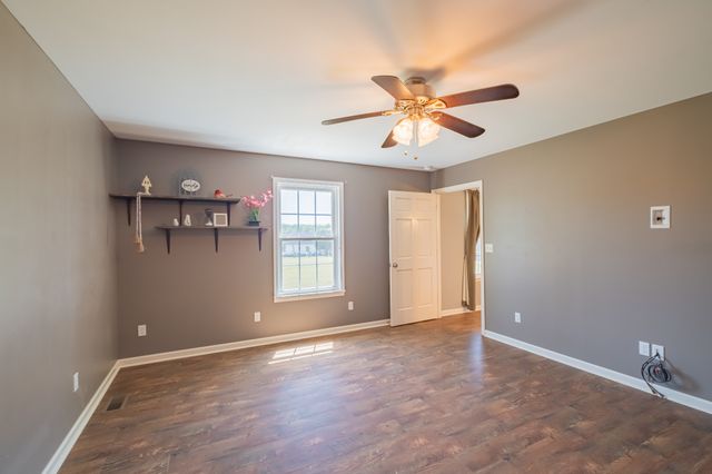 1143 Tom Grissom Rd, Morrison, TN 37357