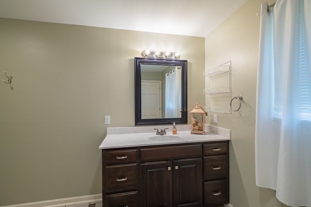 1143 Tom Grissom Rd, Morrison, TN 37357