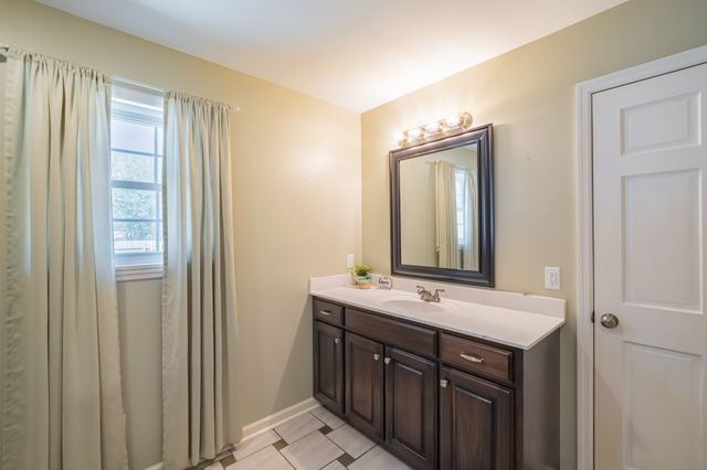 1143 Tom Grissom Rd, Morrison, TN 37357