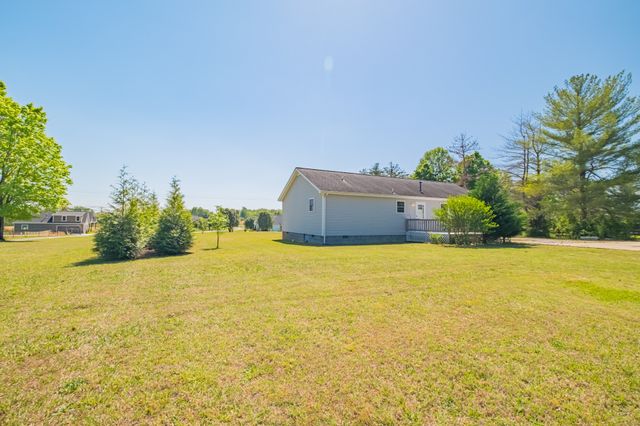 1143 Tom Grissom Rd, Morrison, TN 37357