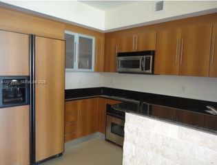 325 S Biscayne Boulevard 2914, Miami, FL 33131