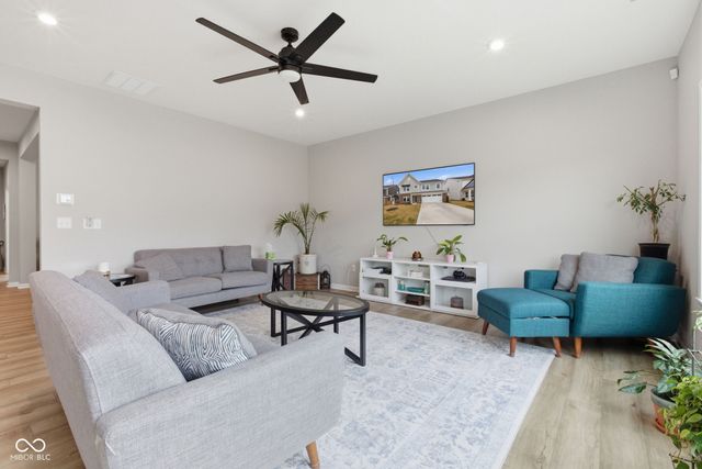 7323 Bailow Lane, Mccordsville, IN 46055