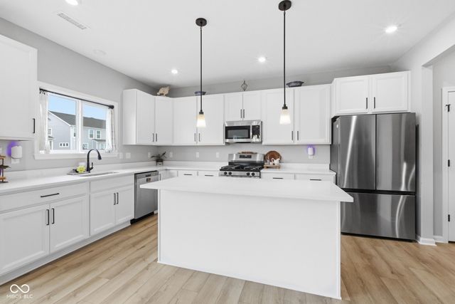 7323 Bailow Lane, Mccordsville, IN 46055