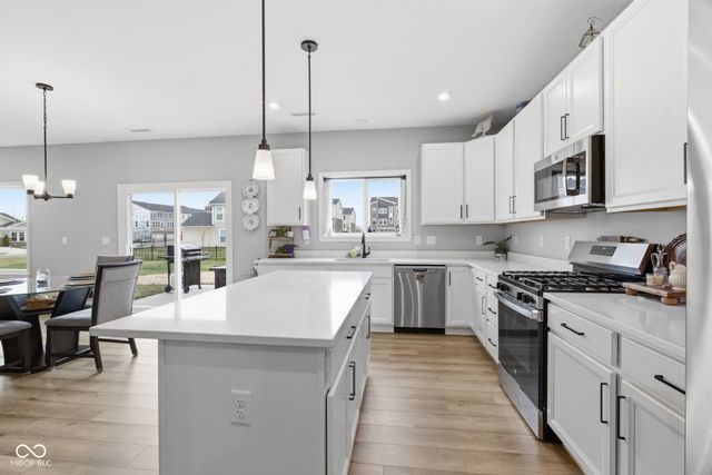 7323 Bailow Lane, Mccordsville, IN 46055