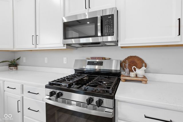 7323 Bailow Lane, Mccordsville, IN 46055