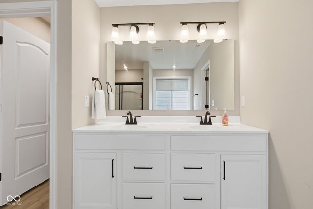 7323 Bailow Lane, Mccordsville, IN 46055