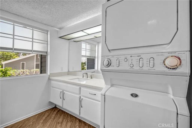 25335 Pine Creek, Los Angeles, CA 90744