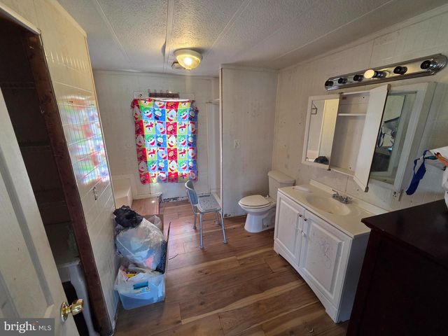 3072 CHANDLER DR, Morrisville, PA 19067