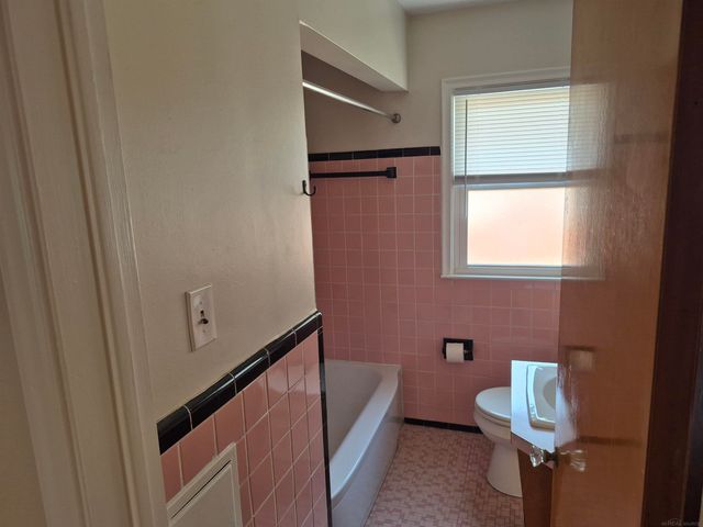 4246 23rd Street, Wyandotte, MI 48192