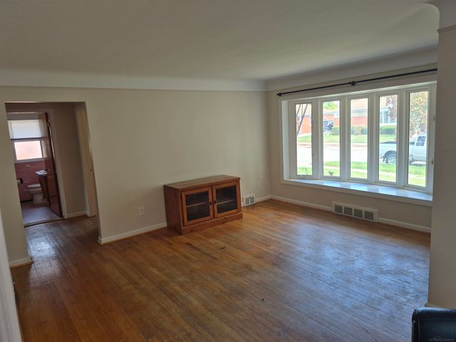 4246 23rd Street, Wyandotte, MI 48192