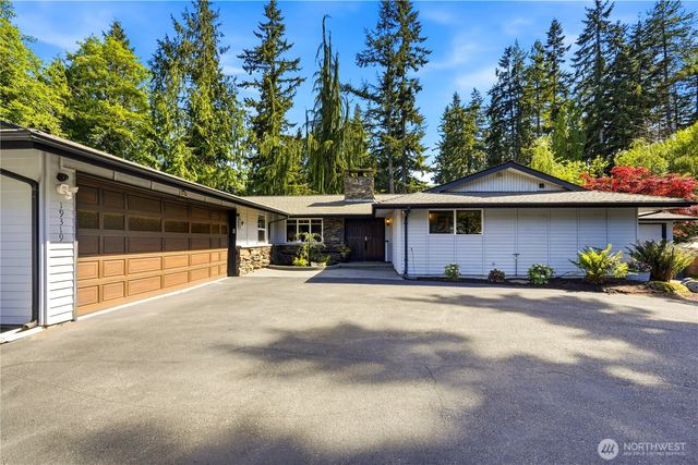 19319 76th Avenue W, Lynnwood, WA 98036