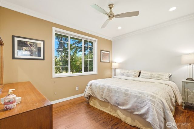 19319 76th Avenue W, Lynnwood, WA 98036
