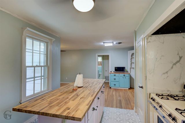 5220 Old Mooringsport Road, Shreveport, LA 71107