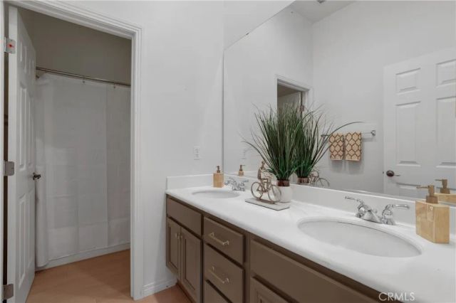 1031 Inverlochy Drive, Fallbrook, CA 92028